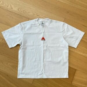Nike ACG women’s white t-shirt